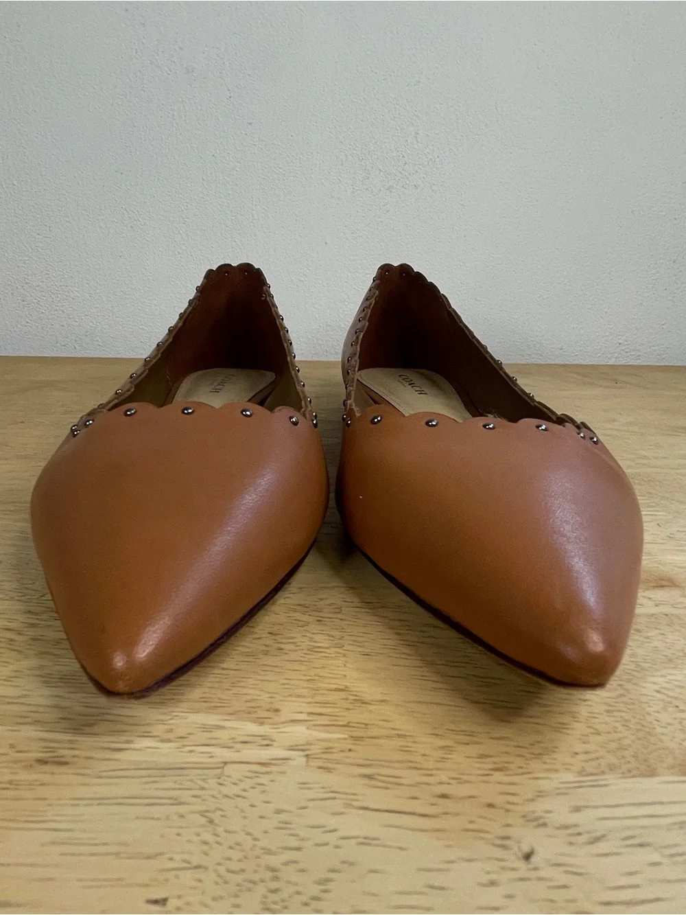Coach Jill Scalloped Brown Studded Leather Pointed-Toe Flats Size 7.5 - Picture 5 of 12